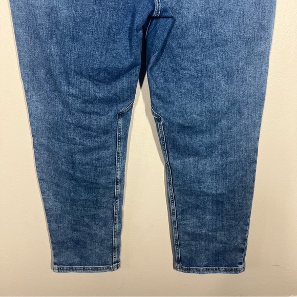 Anthropologie Pilcro Womens The Wanderer Mid-Rise Relaxed  Tapered Jeans Size 32 - Picture 8 of 11
